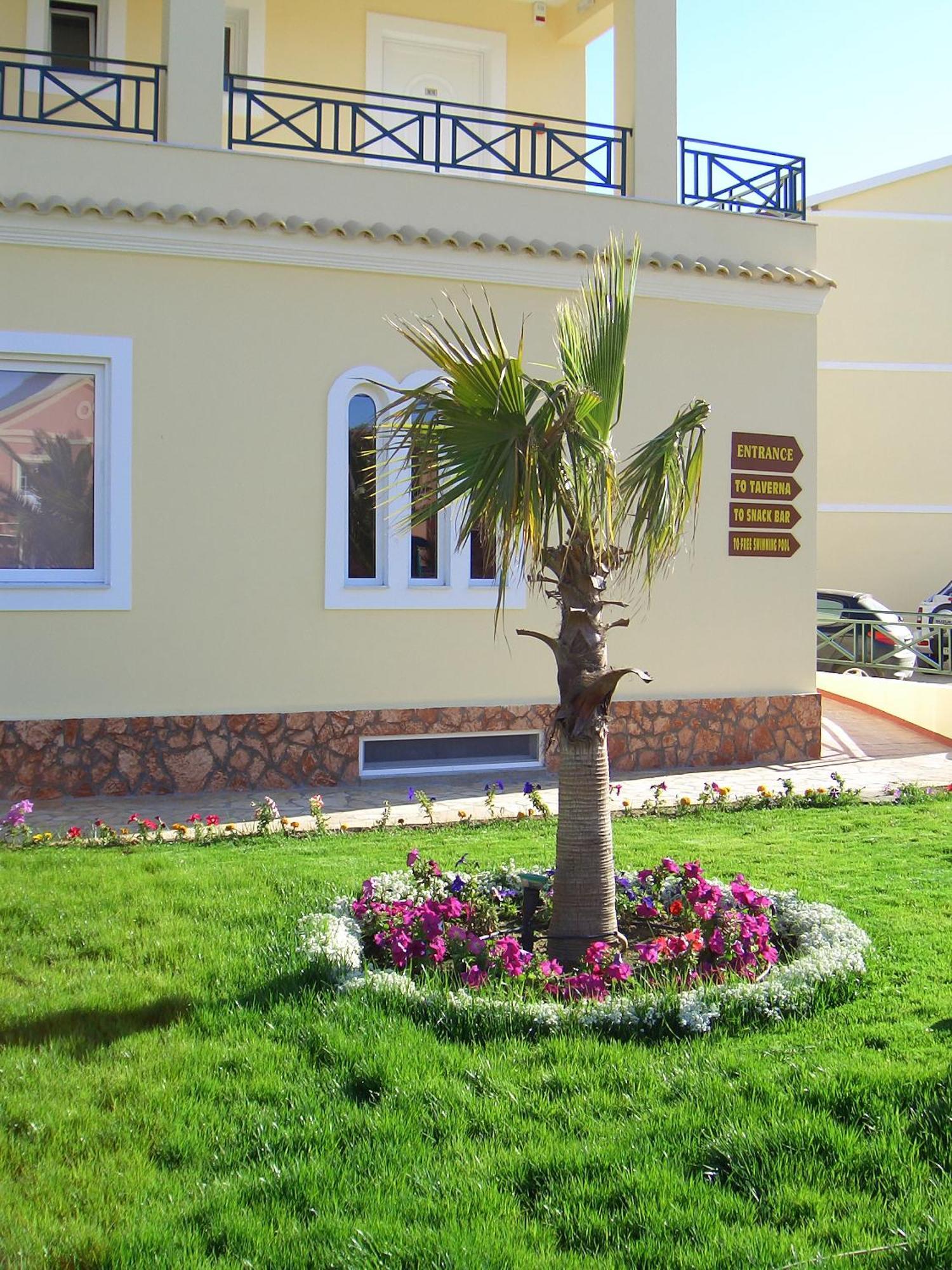 Damia Hotel Apts Sidárion Exterior photo